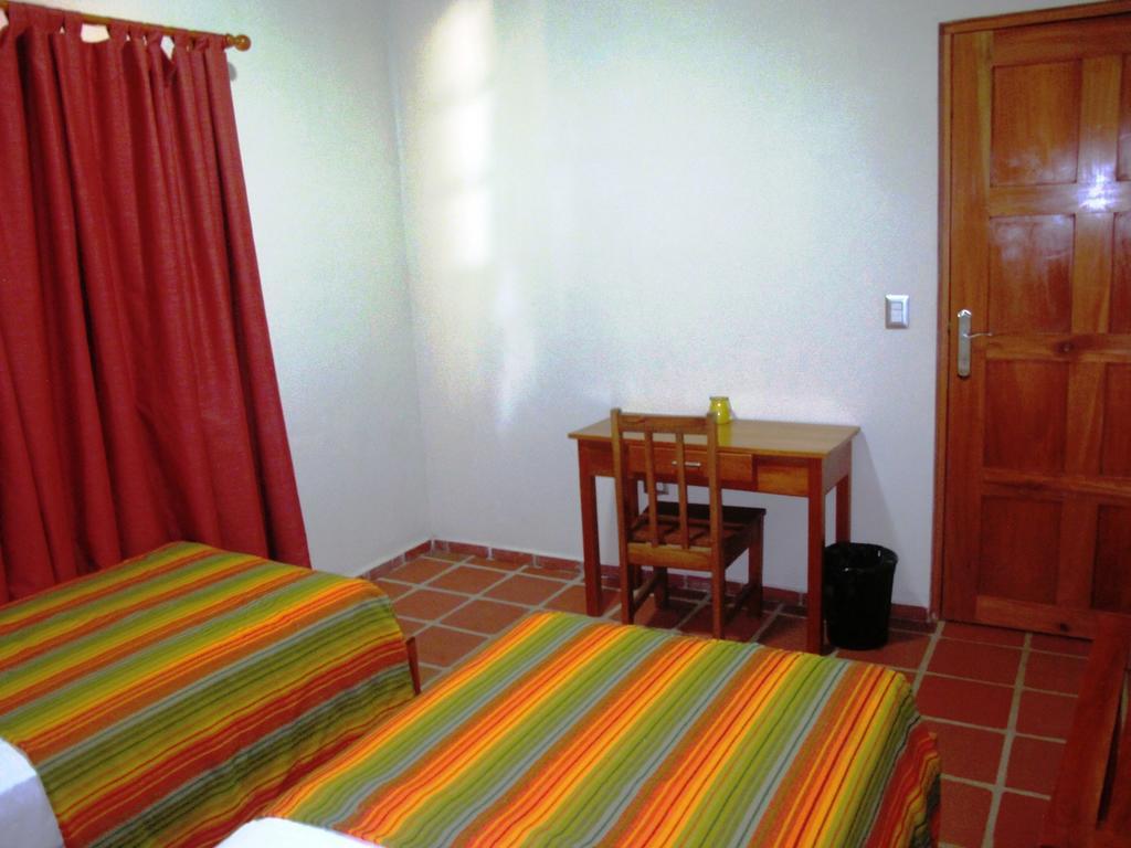 Hotel Iguanito Santa Catalina Cameră foto