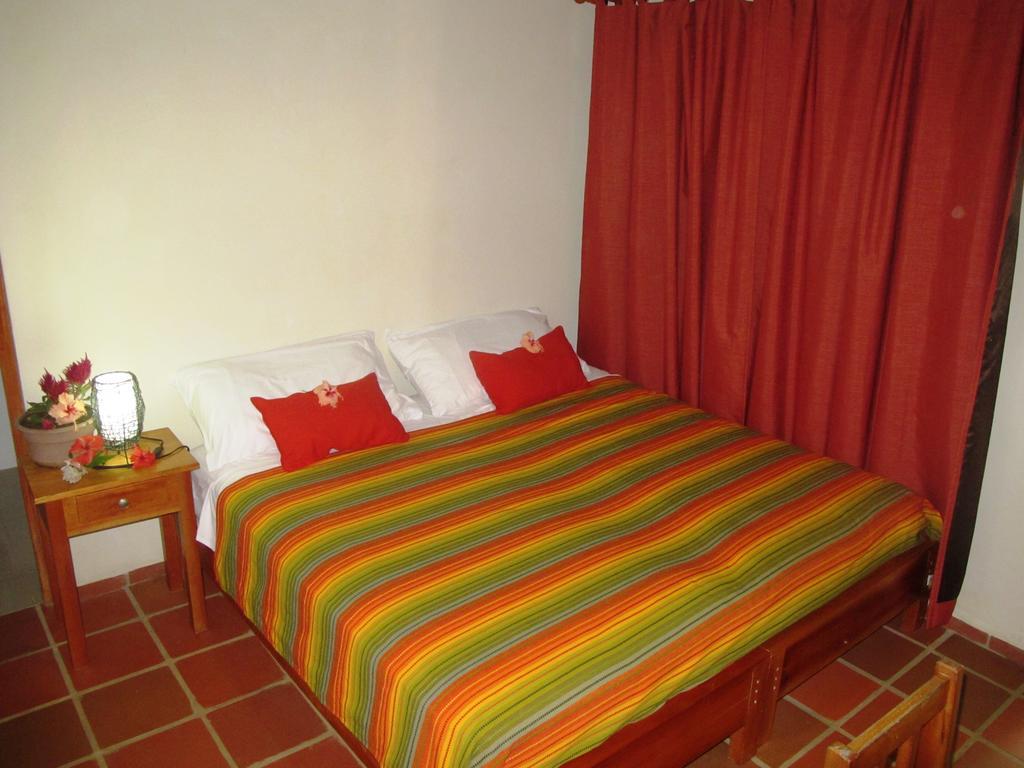 Hotel Iguanito Santa Catalina Cameră foto